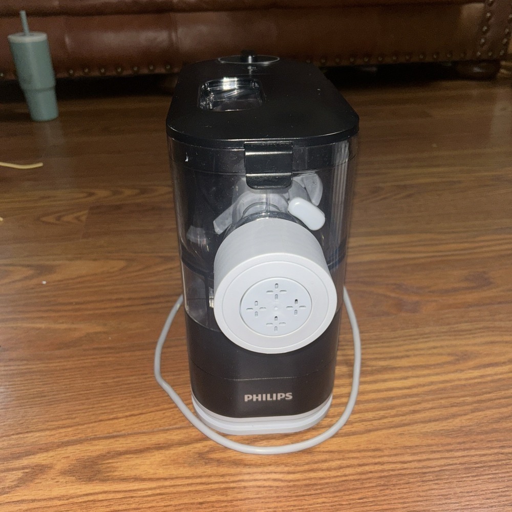 Philips Viva Collection Compact Black & Gray Pasta and‎ Noodle Maker HR2371